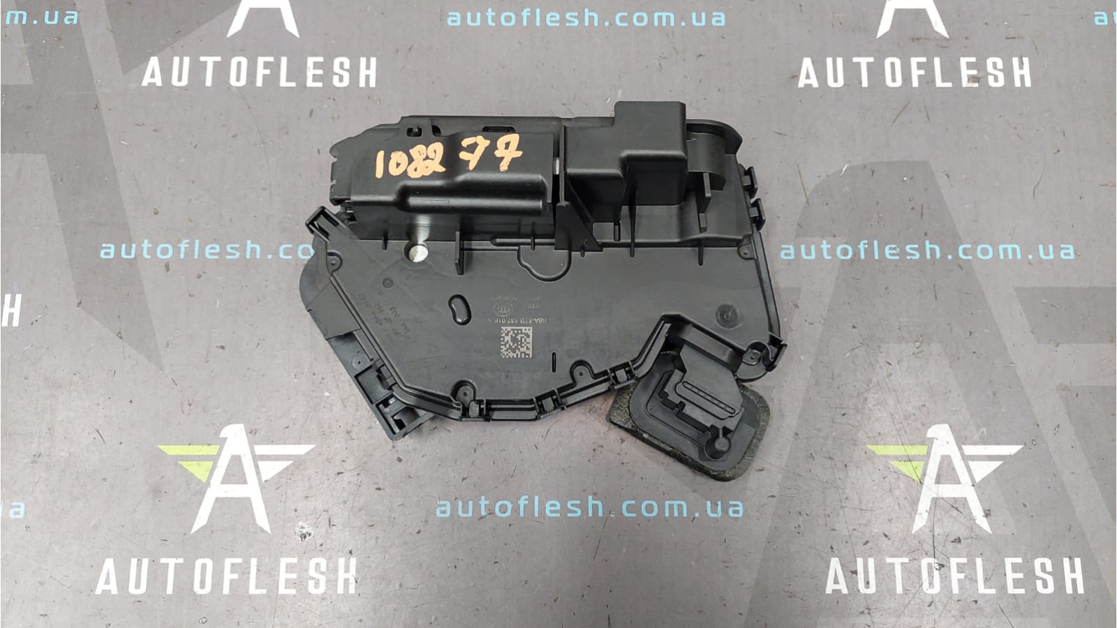 Замок двери передней правой 5TB837016A 7pin Audi Seat Skoda Volkswagen бу Замок двери передней правой 5TB837016A 7pin Audi Seat Skoda Volkswagen бу